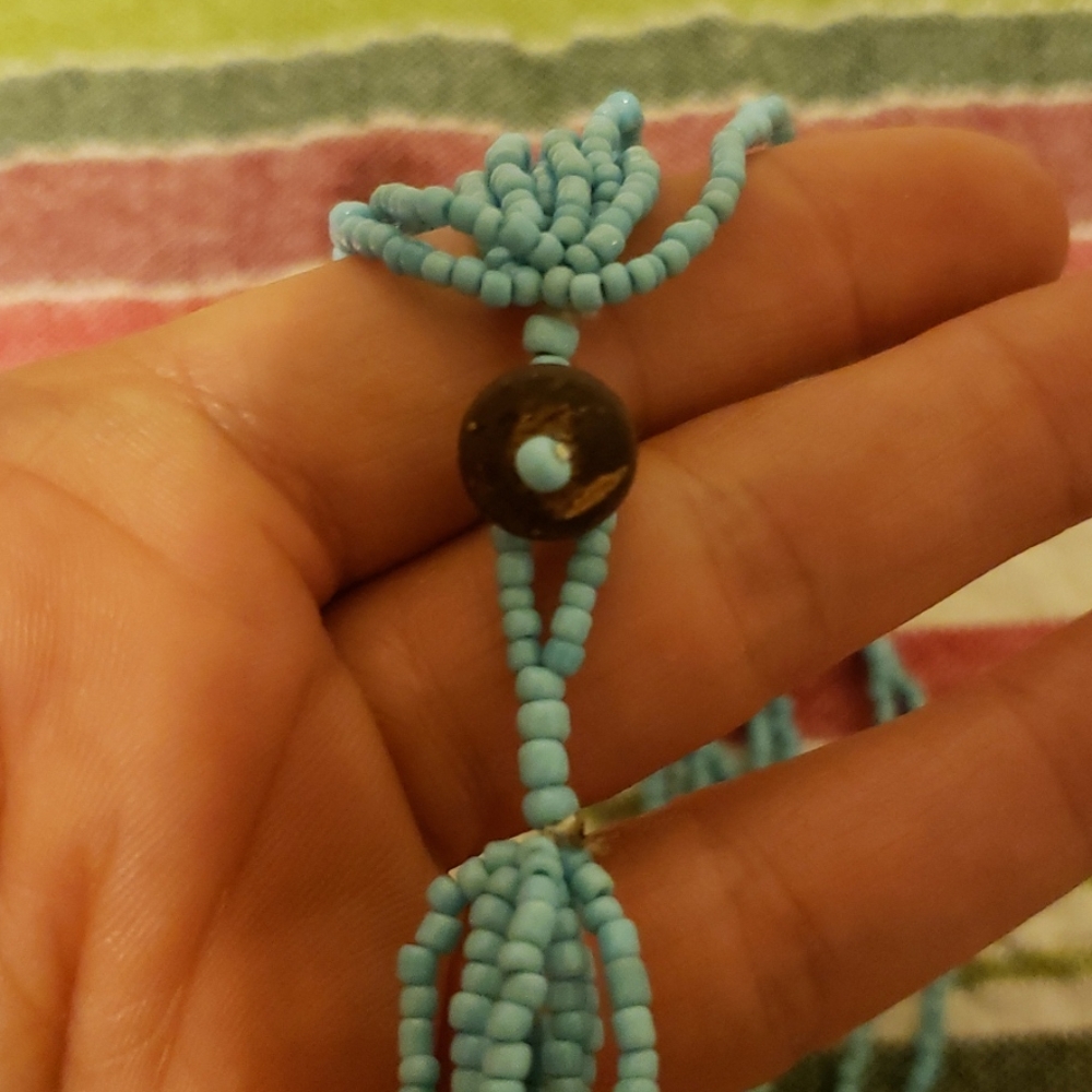 Shell necklace - Picture 4 of 4